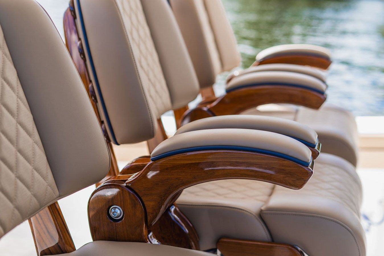 Купить OCTOBER SKY V46