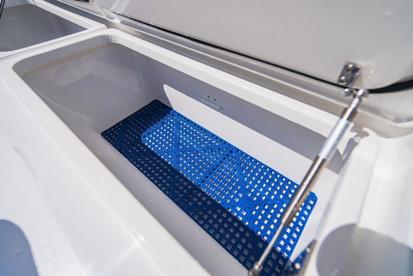 Продажа яхты OCTOBER SKY 46