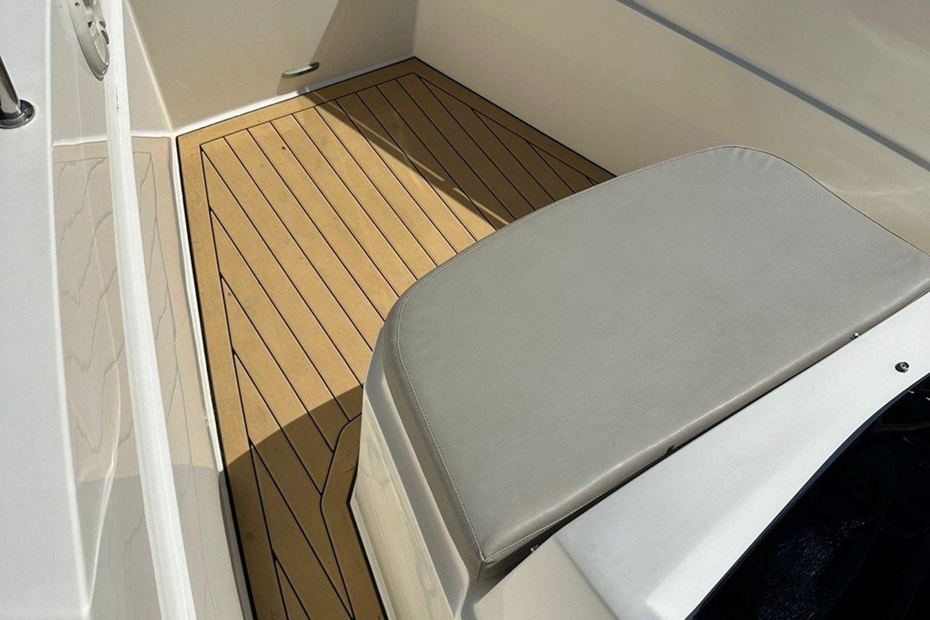 best yacht sales deals NUVA M6 OPEN 19