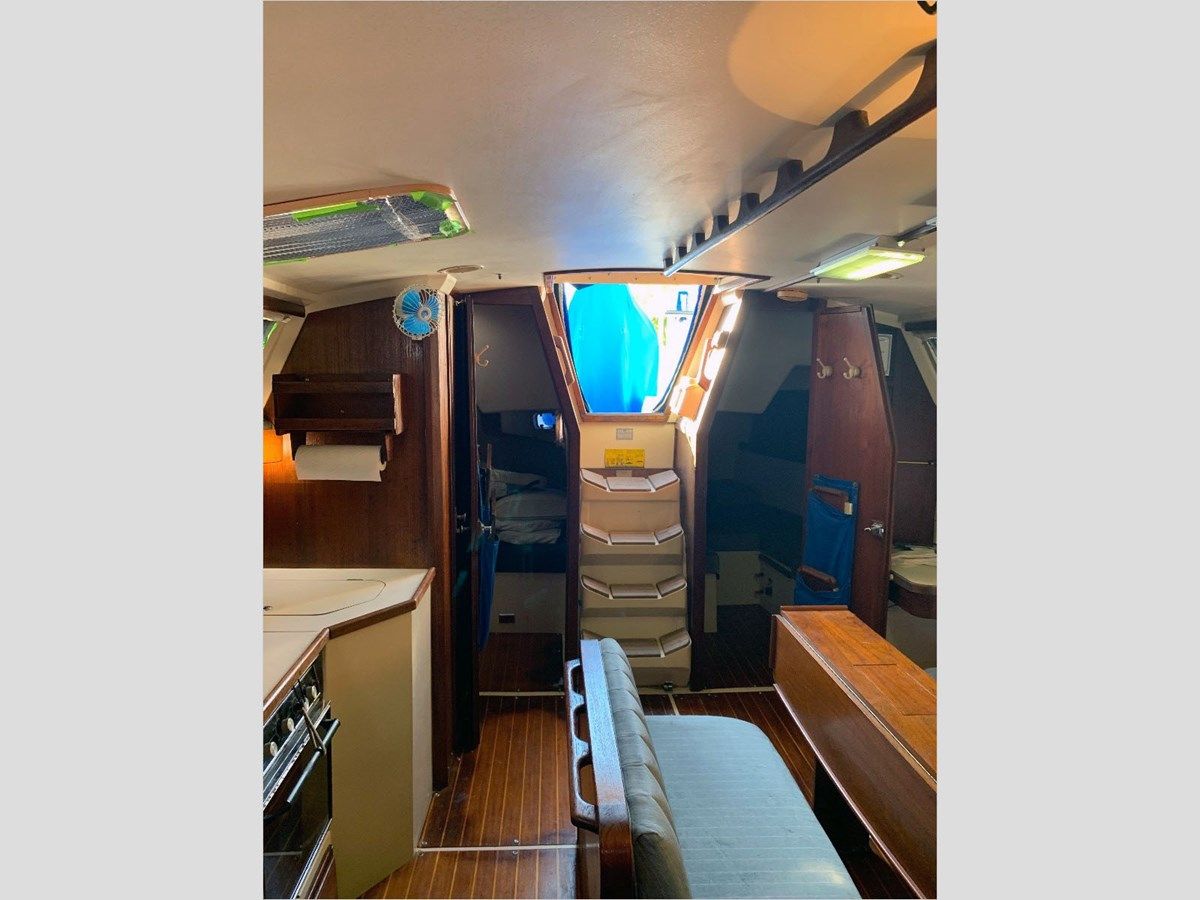 42 CATALINA 1990 42 yacht sale