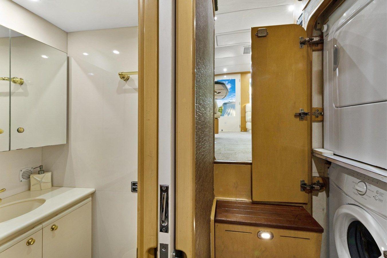 No Name - Bertram Yacht