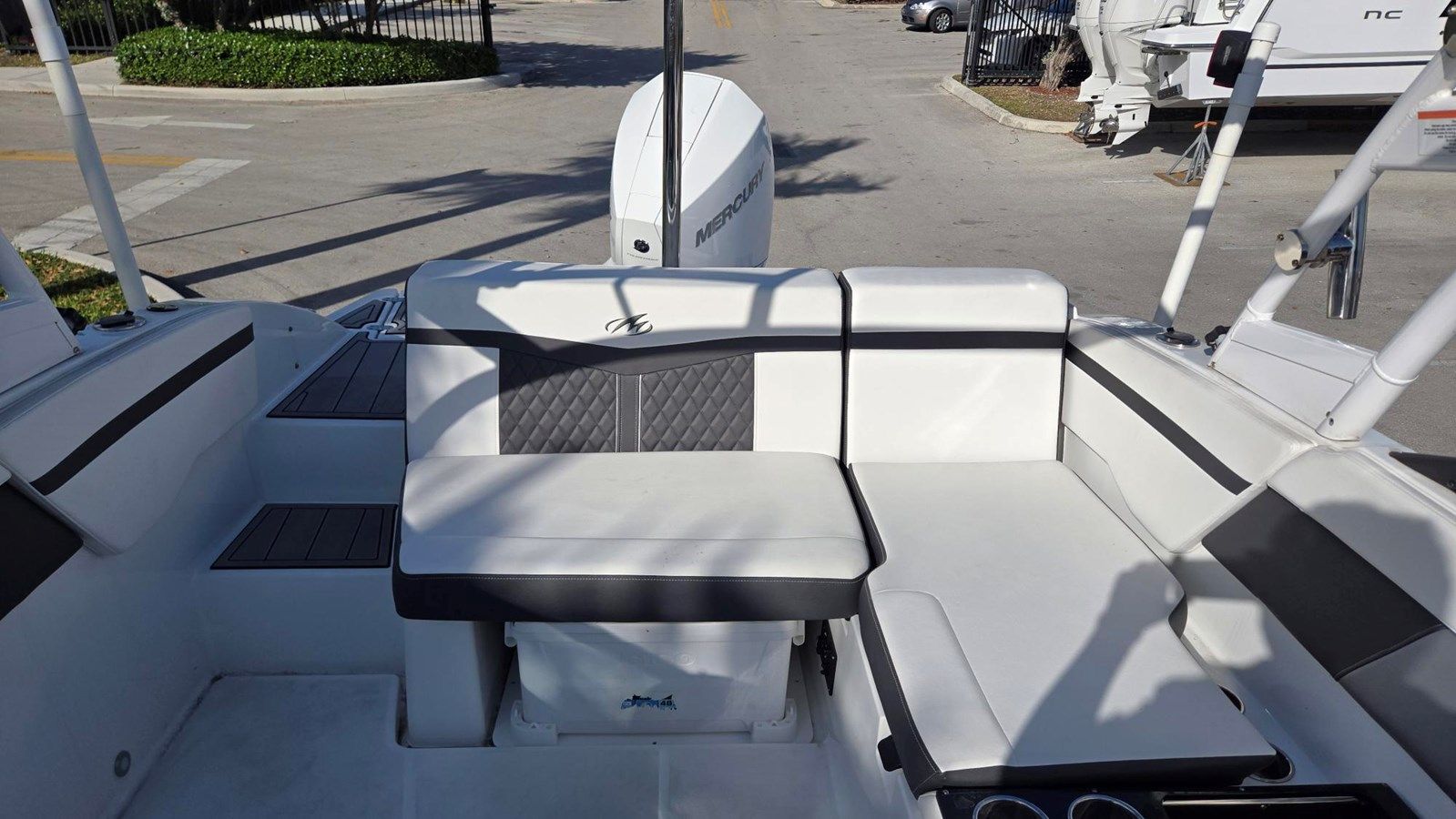 Стоимость яхты 2023 Monterey M225 M225