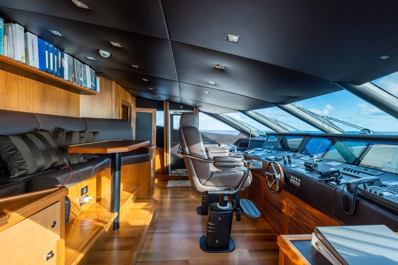 Лучшие предложения покупки яхты ABOUT TIME 131