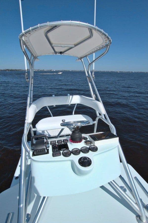 Buy a yacht Game Hunter 2009