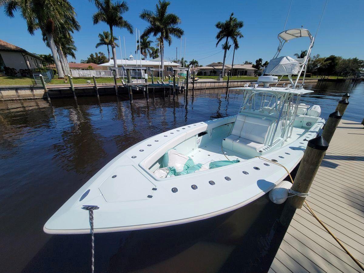 Buy a yacht Game Hunter 2009