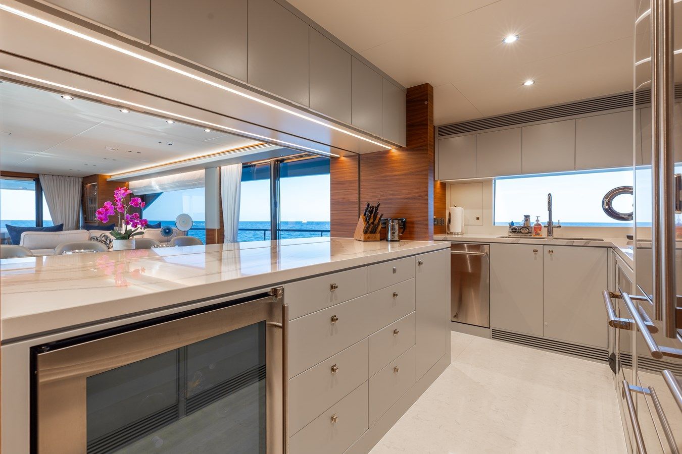 Buy a yacht NeX-T 2022