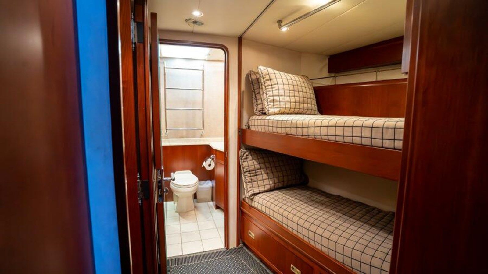 Купить Simaron - BURGER BOAT COMPANY