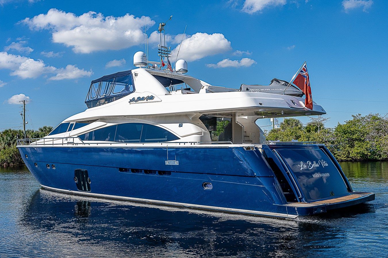 best yacht sales deals La Bella Vita 83