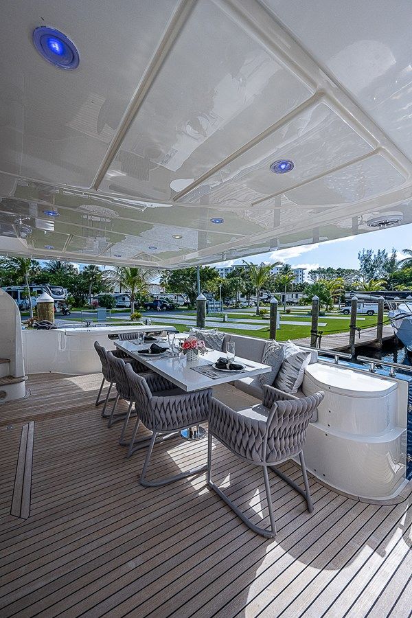 Buy a La Bella Vita at Shestakov Yacht Sales