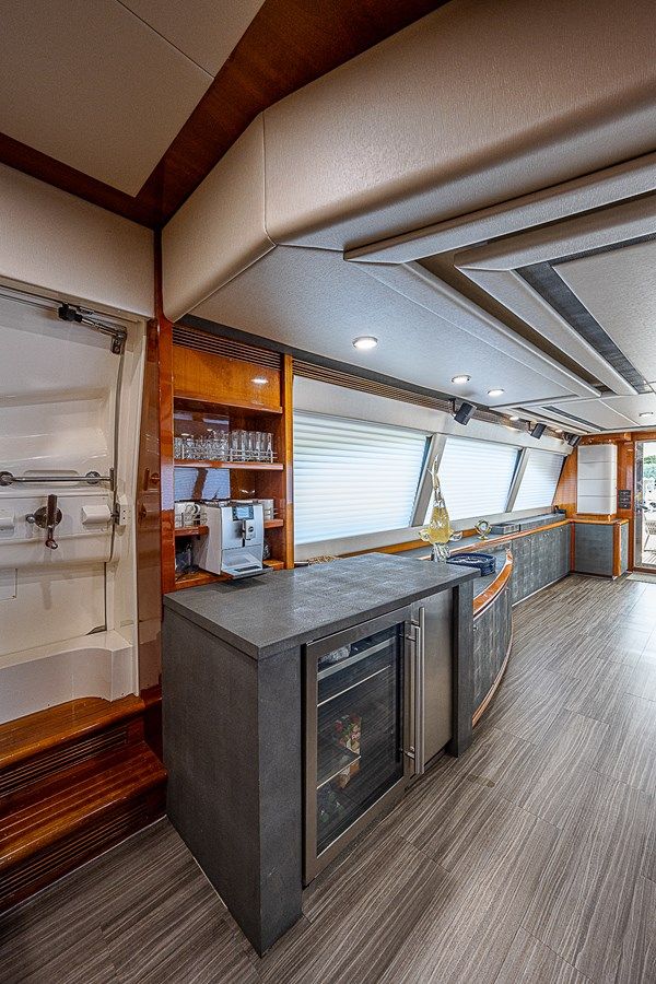 La Bella Vita 2006 yacht sale