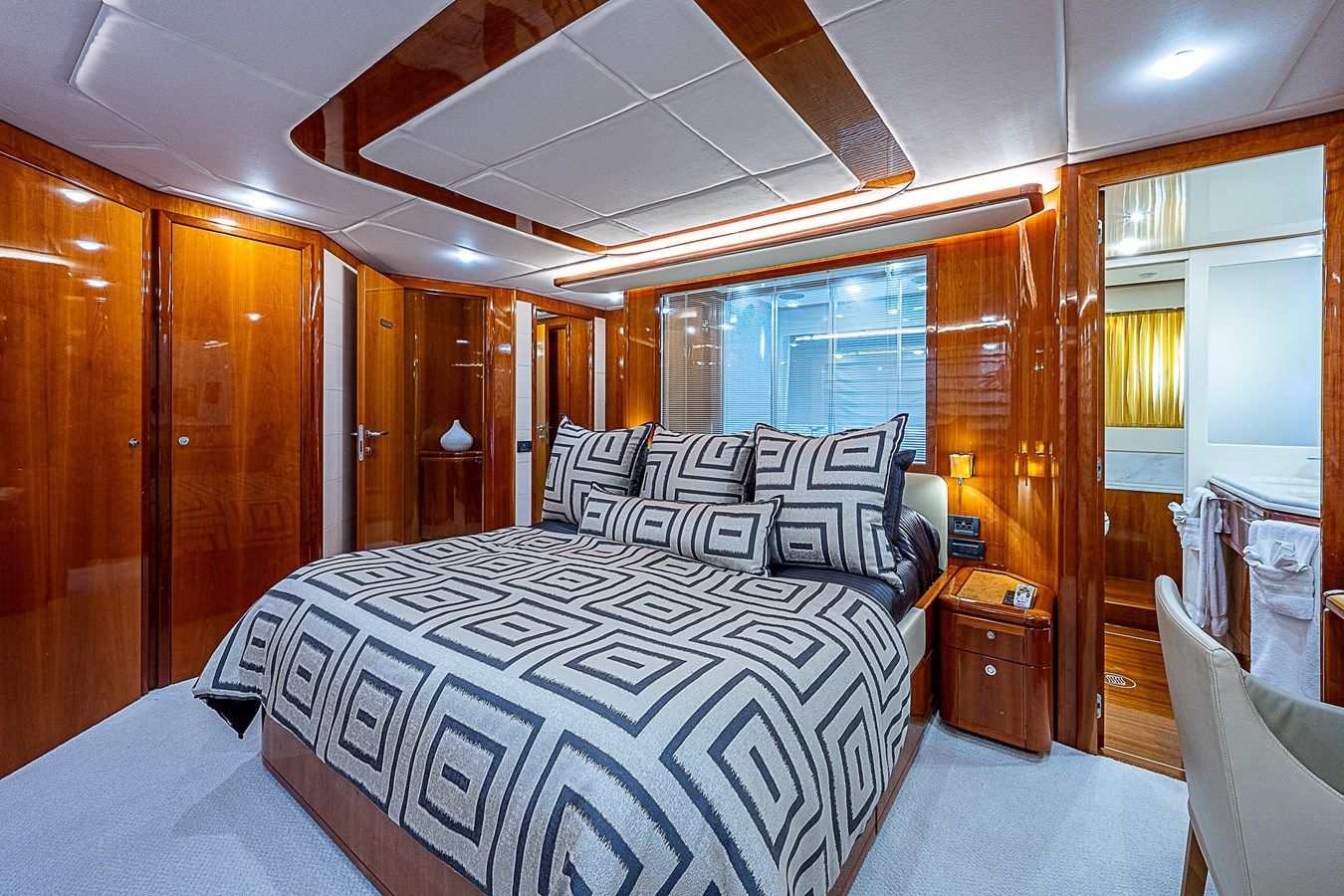 La Bella Vita 2006 yacht sale