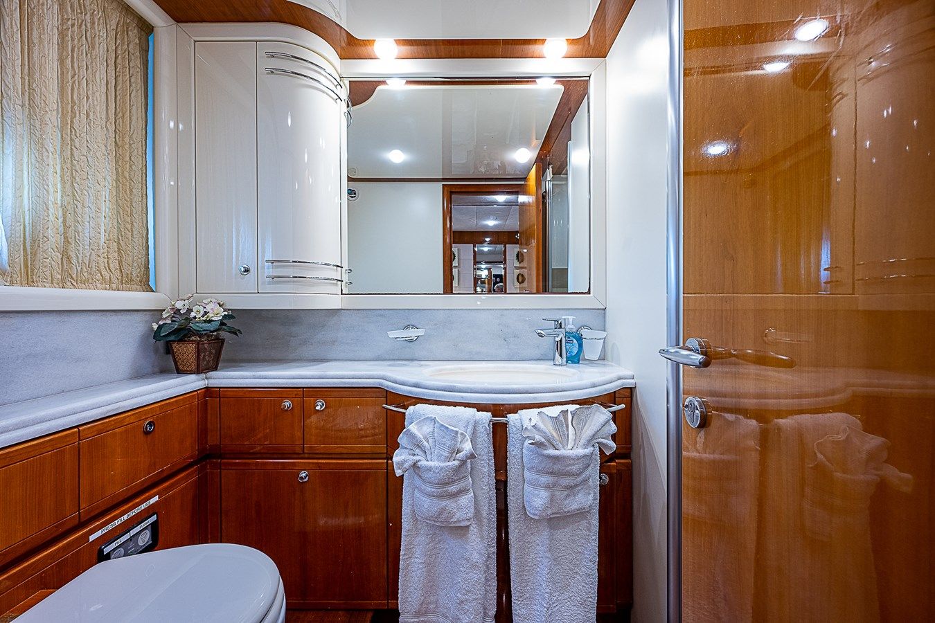 the best price on La Bella Vita 830