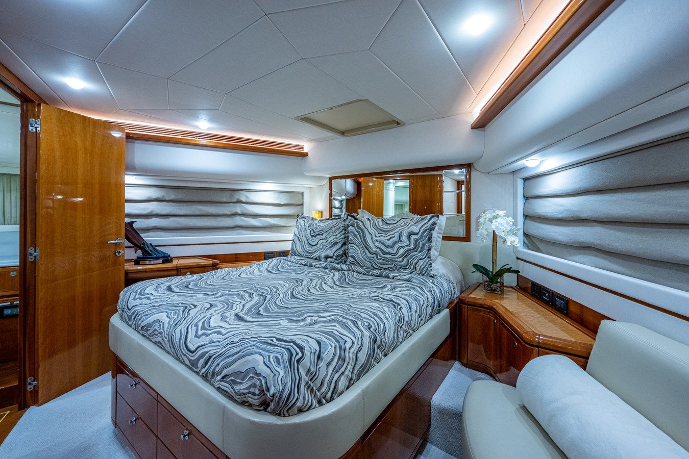 best yacht sales deals La Bella Vita - Ferretti Yachts