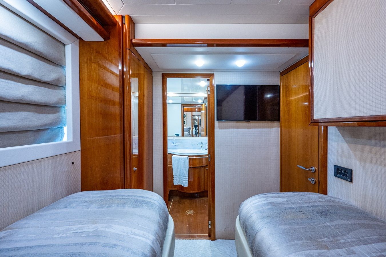 Buy a yacht La Bella Vita - Ferretti Yachts