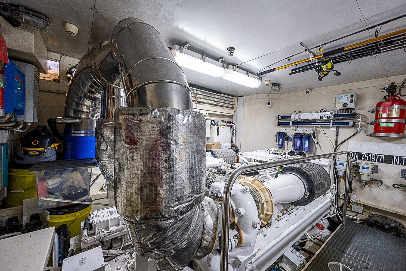 the best price on La Bella Vita 2006