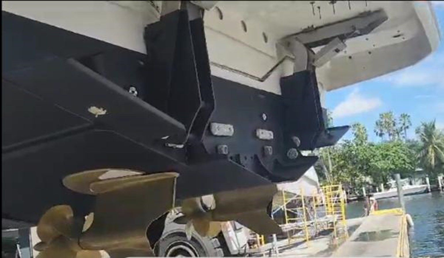 Купить AURA 52