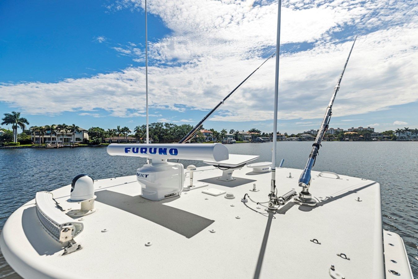 Купить яхту 2015 Yellowfin 42 42 в Shestakov Yacht Sales