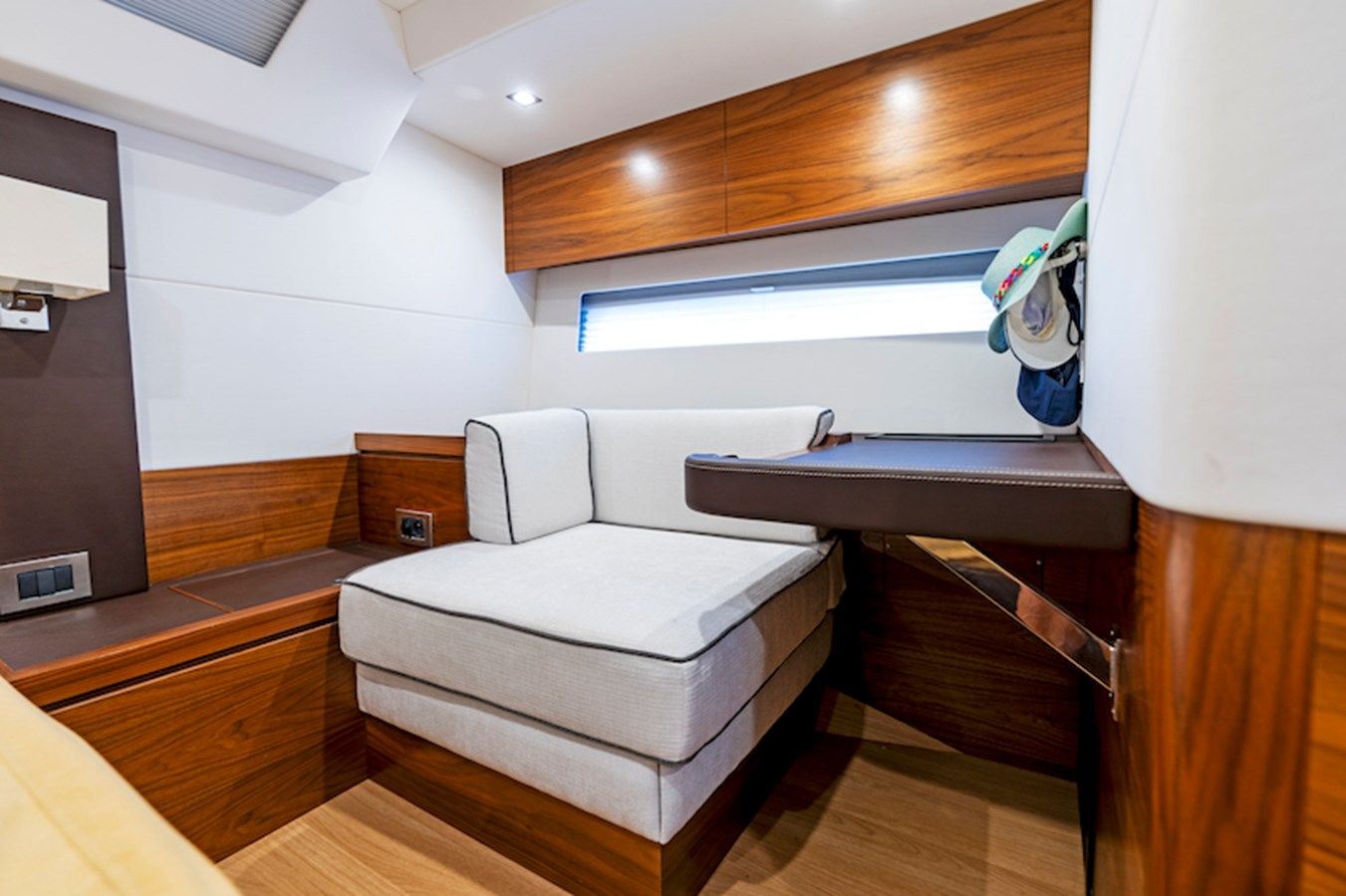 Стоимость яхты 2019 Amel 50 Amel 50'