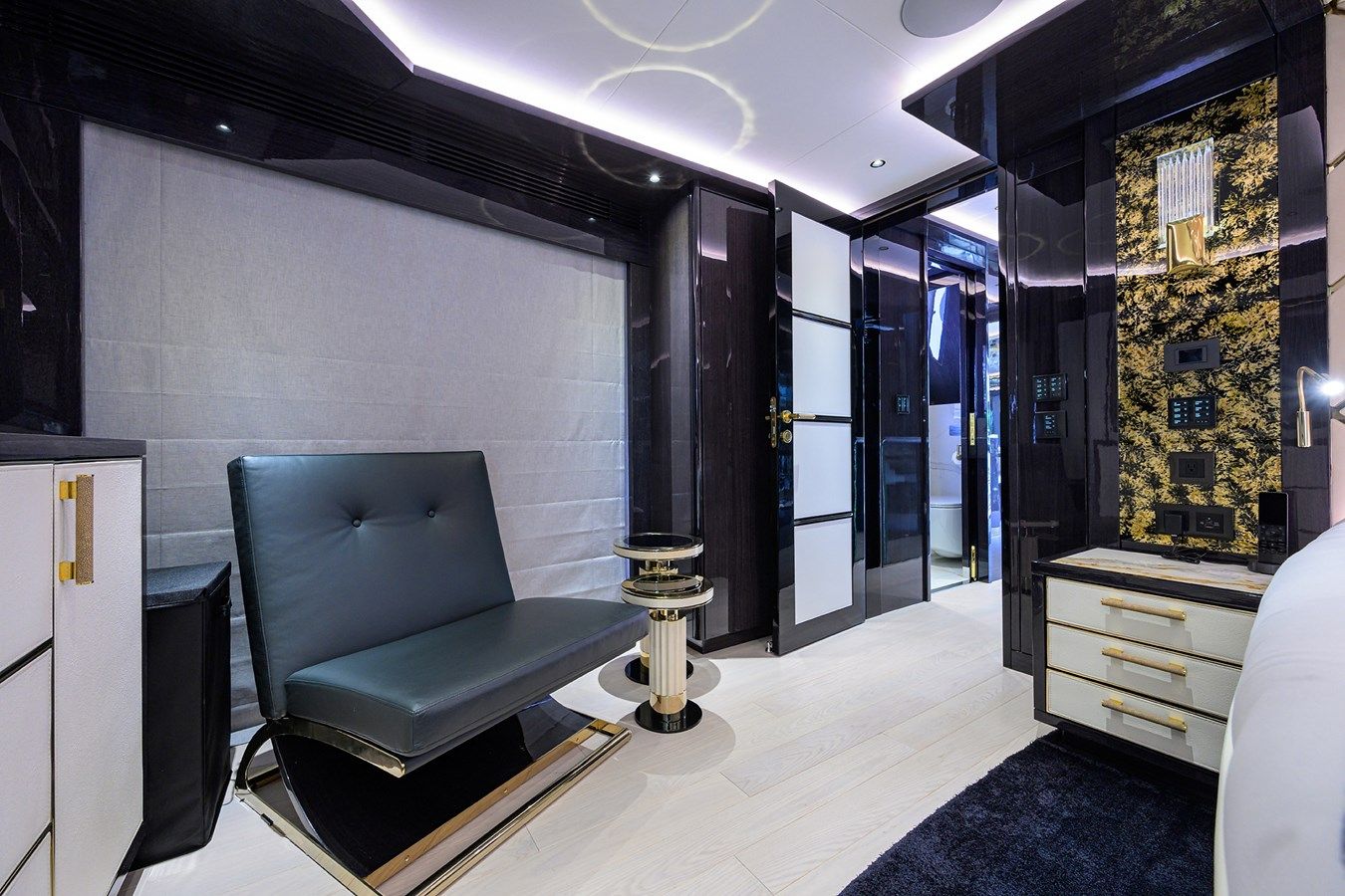 Buy a yacht  Sirena 88 - SIRENA