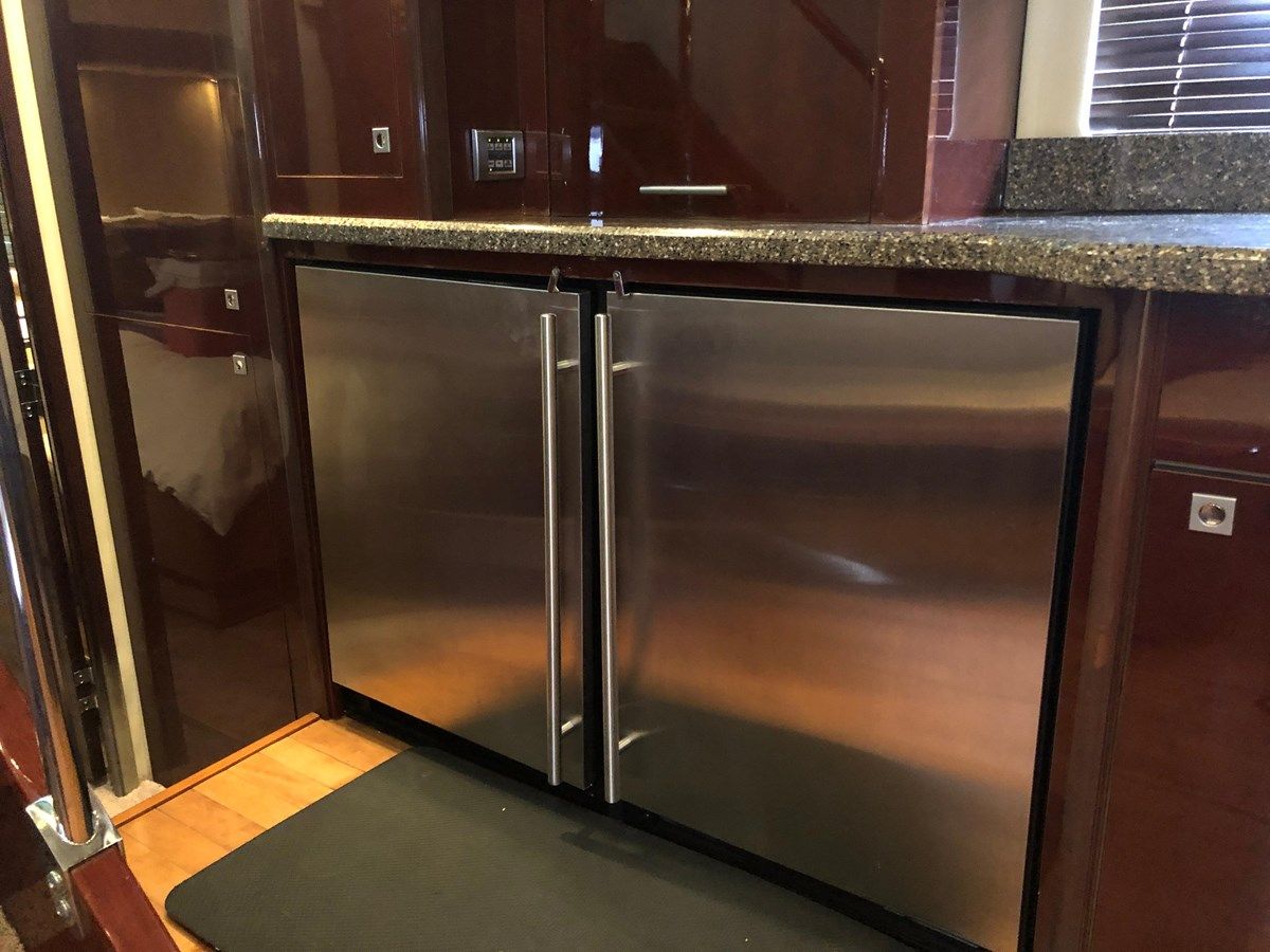 the best price on HIGHLAND LASS