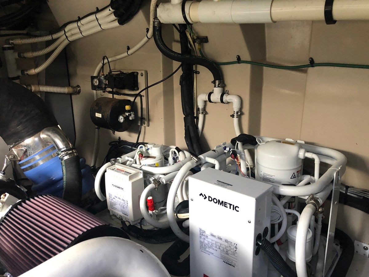 Buy a yacht HIGHLAND LASS 55