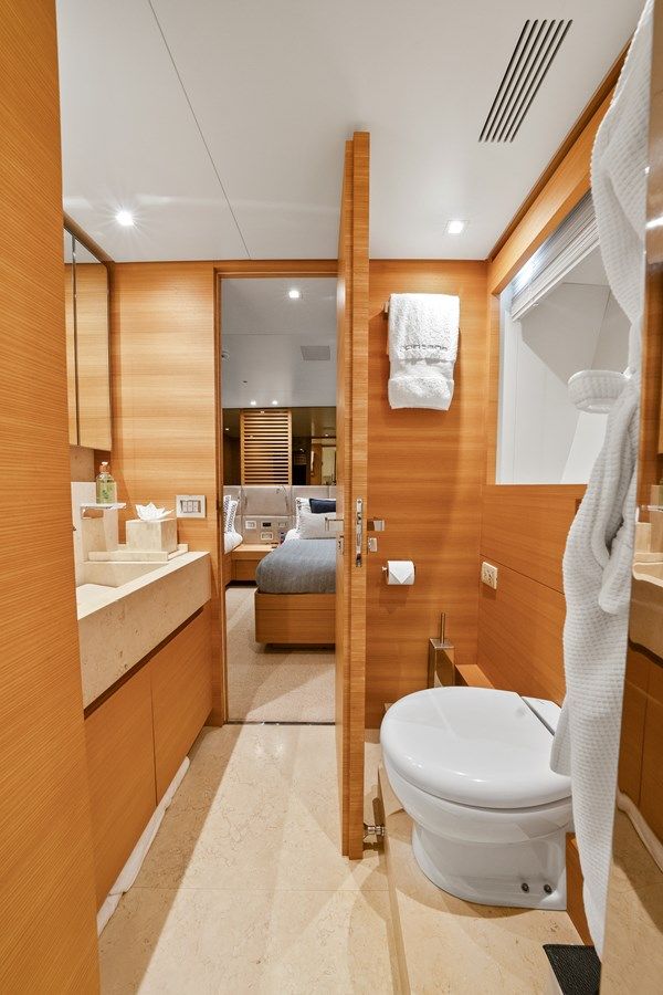 the best price on Fontana - Sanlorenzo