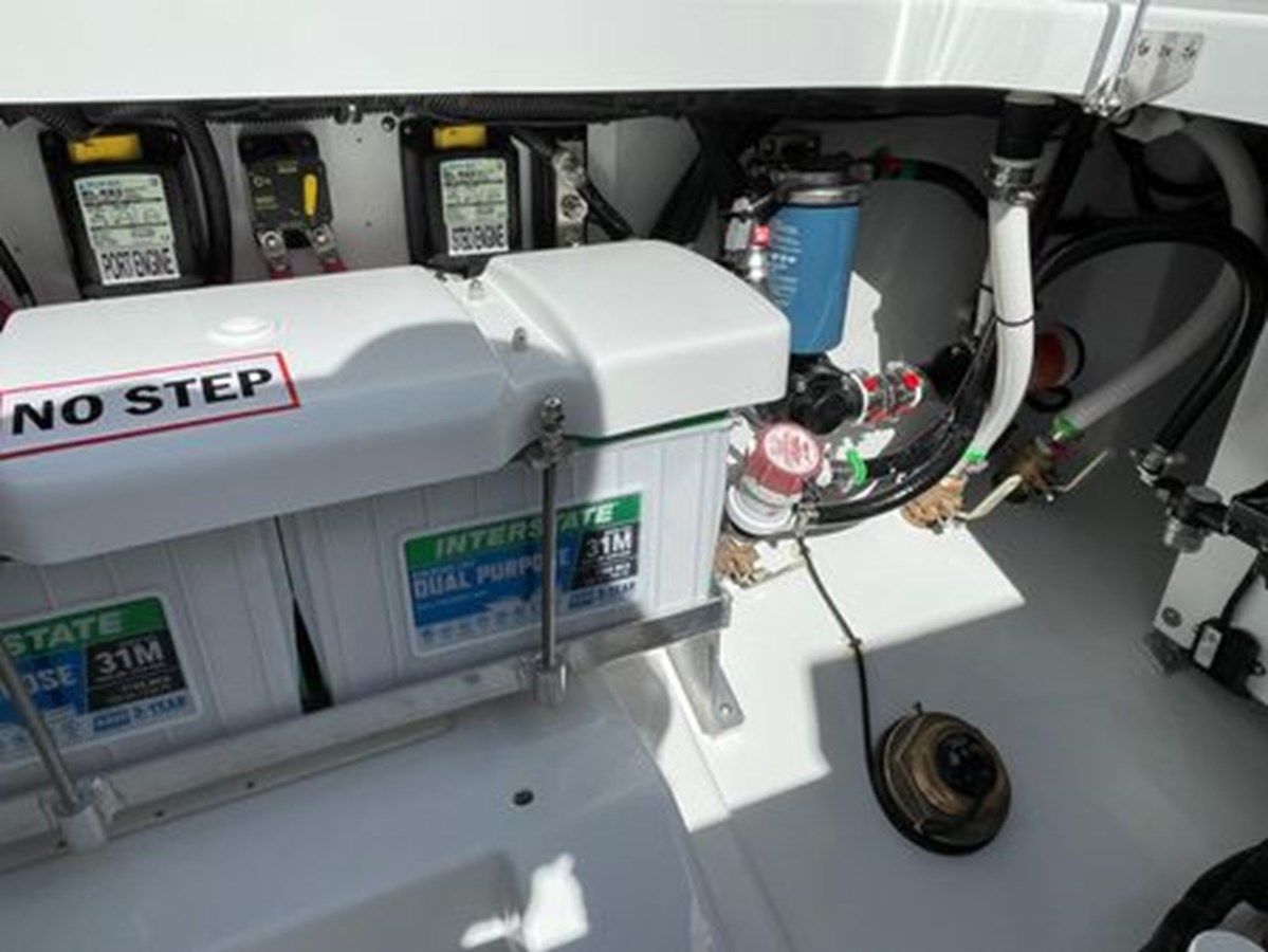 2026 EVERGLADES 315cc - Everglades yacht sale