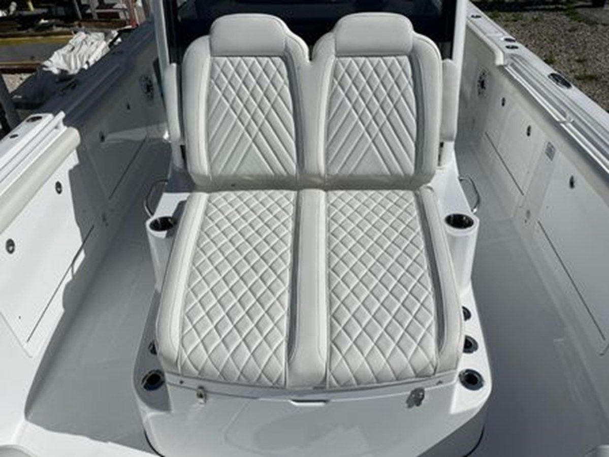 2026 EVERGLADES 315cc 33