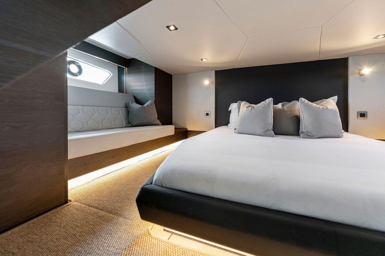 Лучшая цена на THE NEXT TRADE - VANQUISH YACHTS