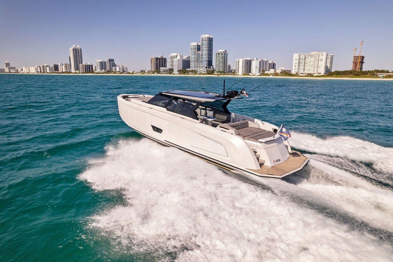 Продажа яхты THE NEXT TRADE - VANQUISH YACHTS