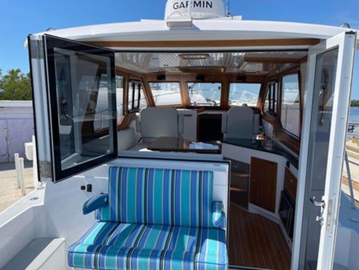 2025 True North 34 Outboard Express - TRUE NORTH