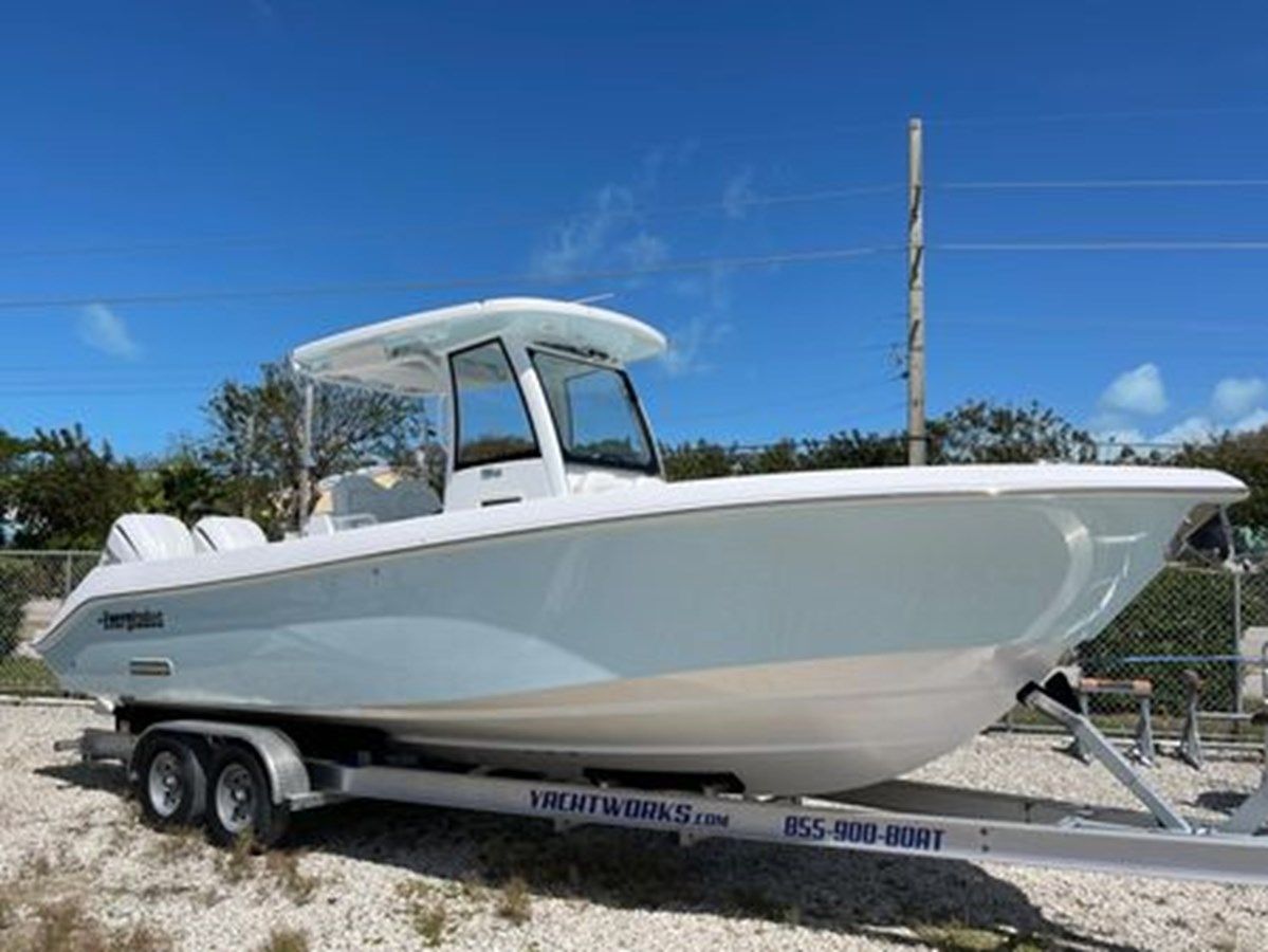 Buy a yacht 2024 Everglades 285cc