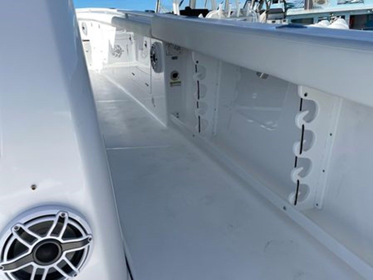 Стоимость яхты 2024 Everglades 395 cc - Everglades