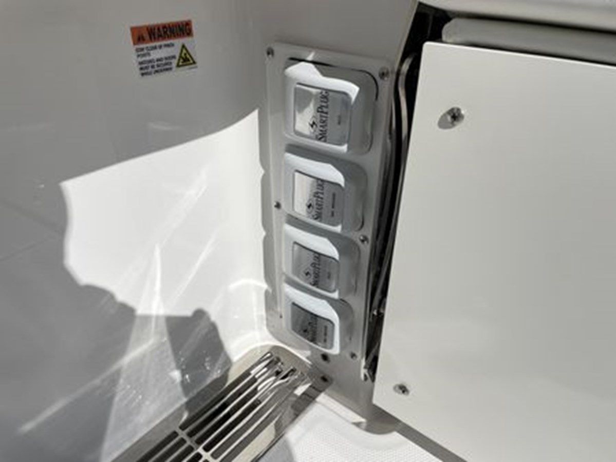 Купить 2024 Everglades 395 cc 2024