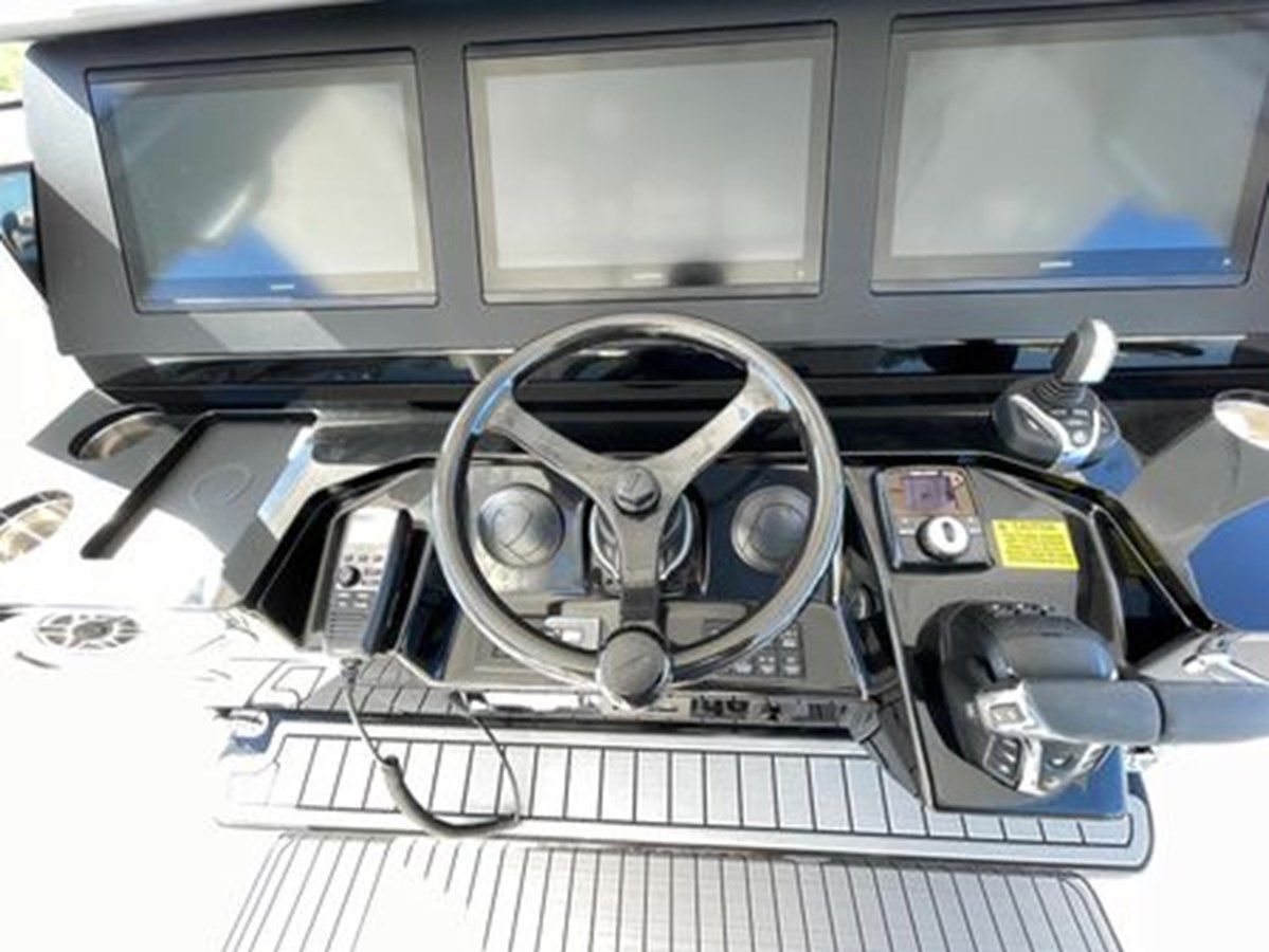 Купить 2024 Everglades 395 cc 395 CC