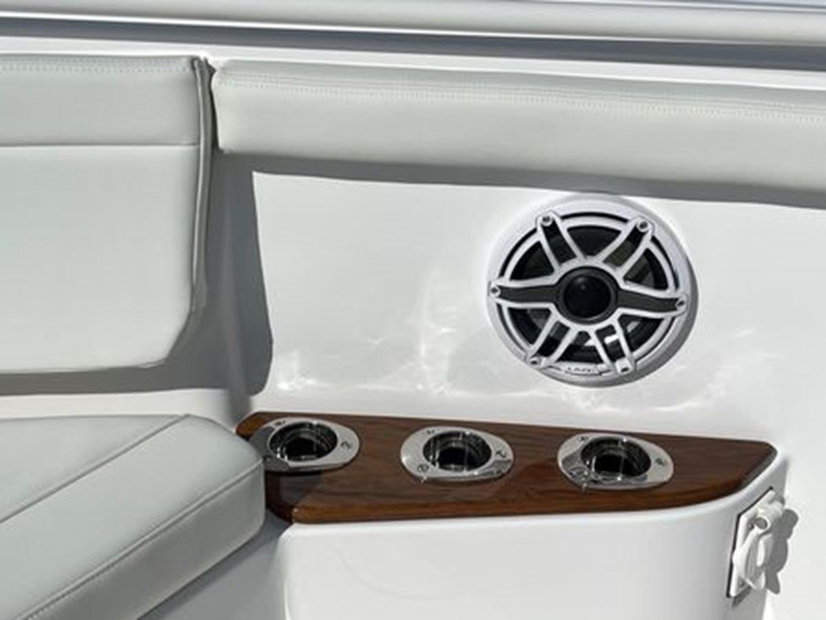 Стоимость яхты 2024 Everglades 395 cc - Everglades