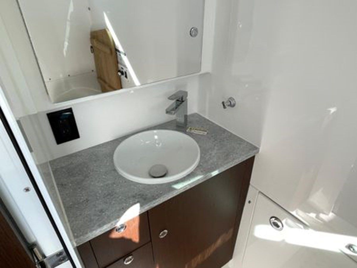 2024 Everglades 395 cc 2024