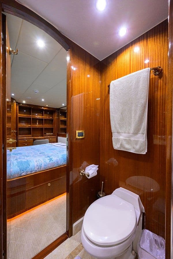 MISS DUNIA 101 yacht sale