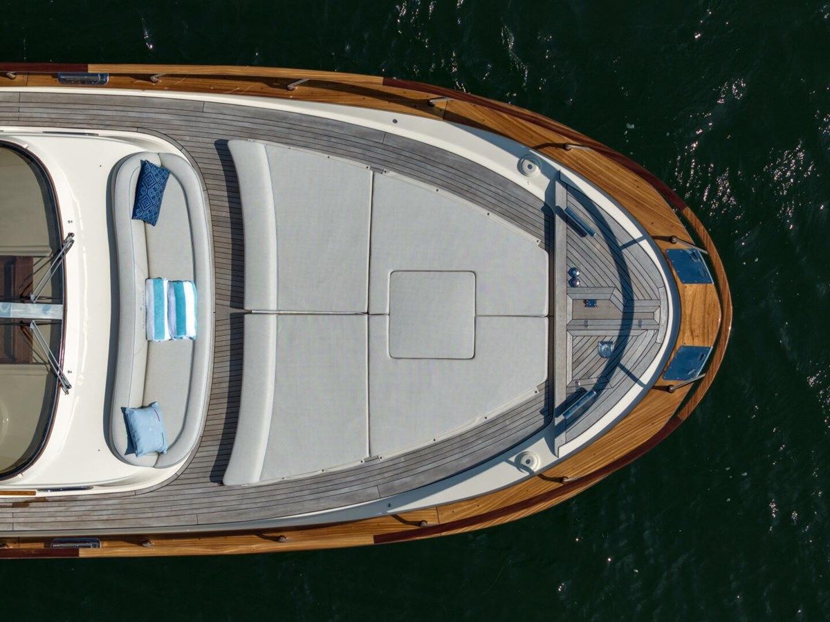 Buy a 2022 Fratelli Aprea Sorrento 32 Hard Top Sorrento 32 Hard Top at Shestakov Yacht Sales