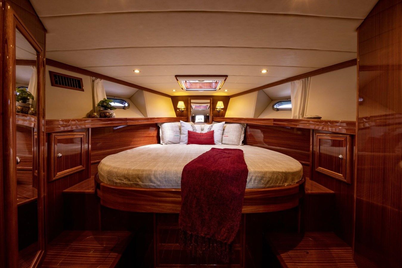 Buy a yacht 2022 Fratelli Aprea Sorrento 36 Hard Top 2022