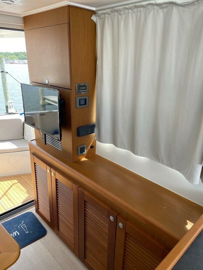 Froya Swift Trawler 35 price
