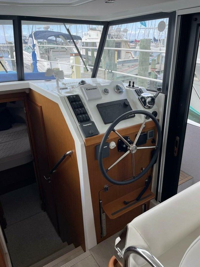 Buy a yacht Froya Swift Trawler 35