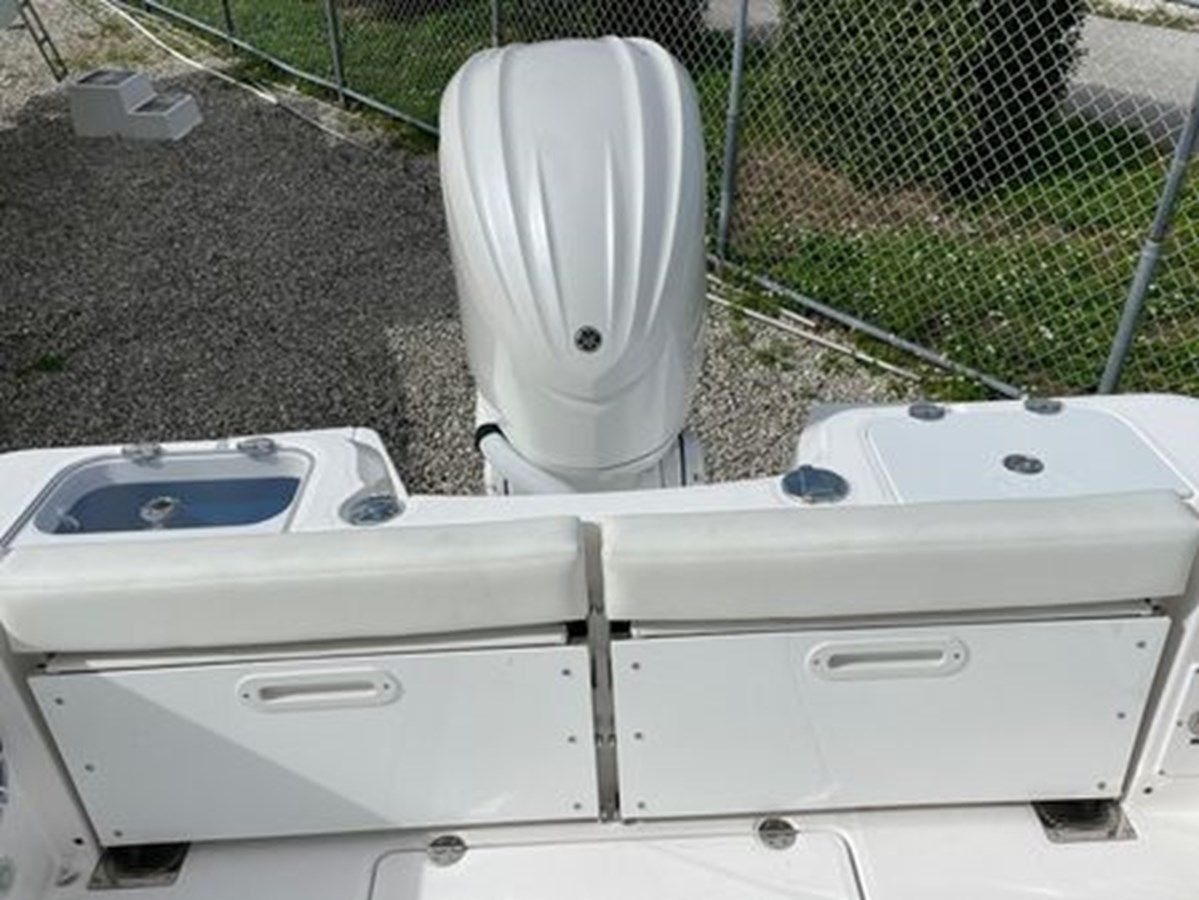 Купить яхту 2023 Everglades 235CC - Everglades в Shestakov Yacht Sales