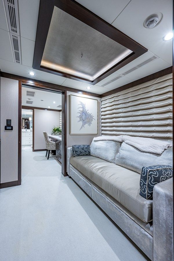 Продажа яхты MISSING LINK - Christensen Yachts