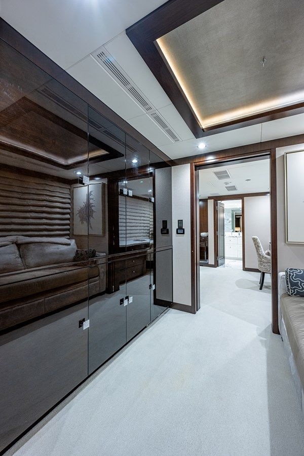 Купить яхту MISSING LINK 142 в Shestakov Yacht Sales