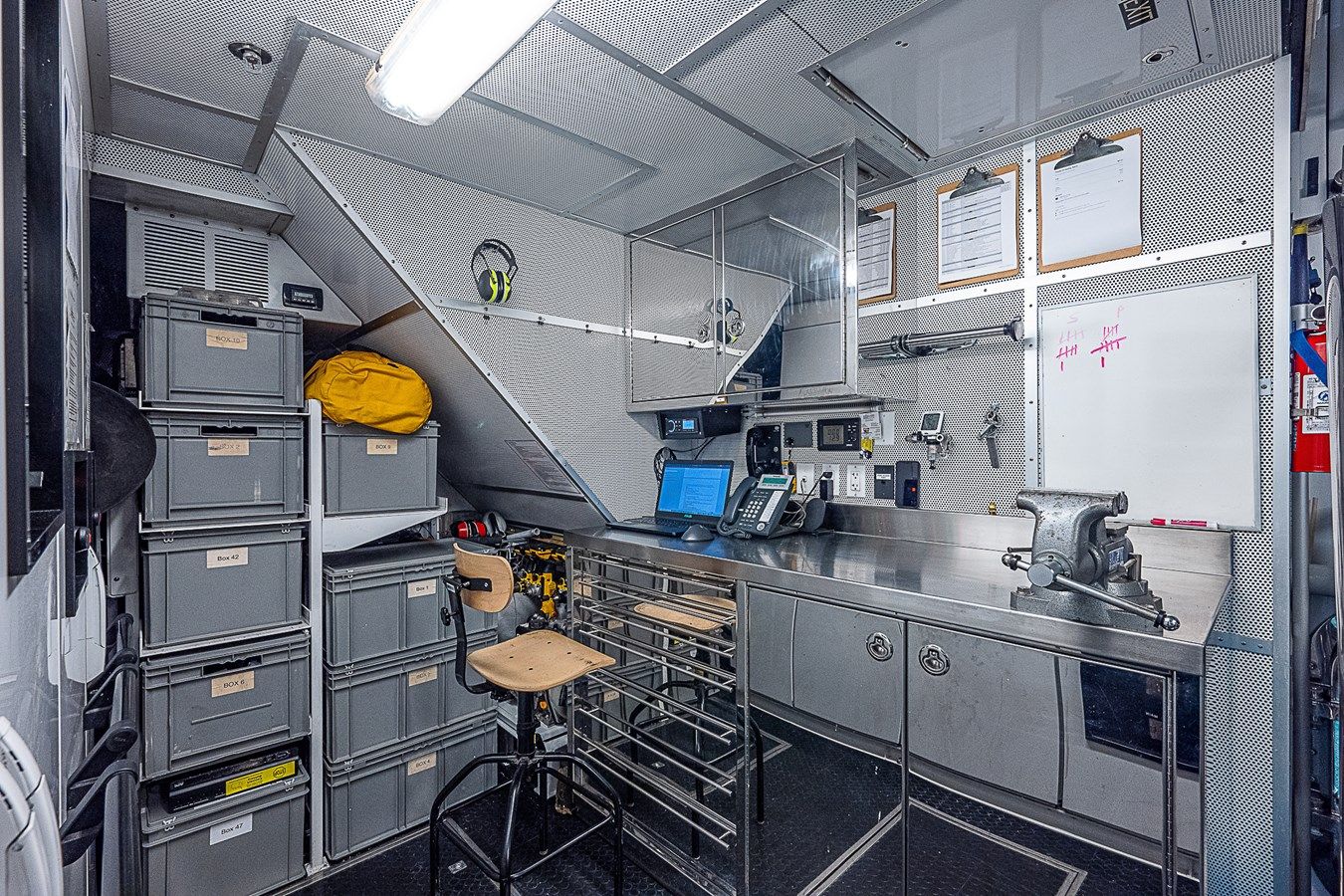 Лучшие предложения покупки яхты MISSING LINK 43 m Series