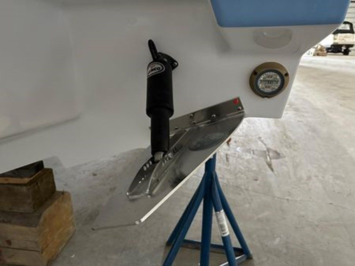 Купить 2024 Blackfin 302CC 302CC