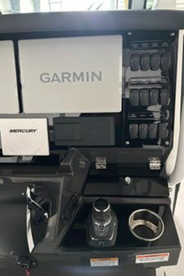 Купить 2024 Blackfin 302CC 2024