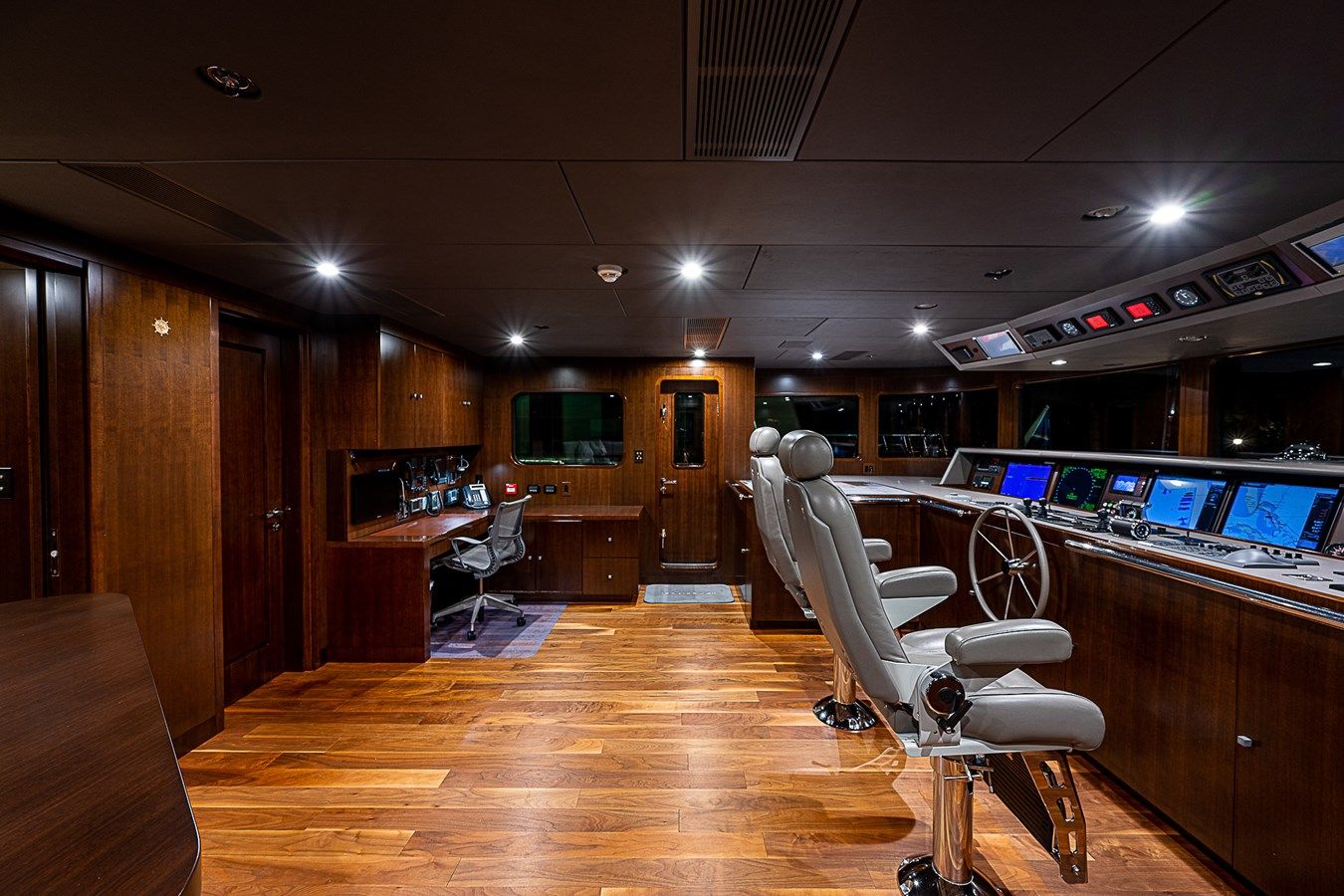 Стоимость яхты MISSING LINK 2015