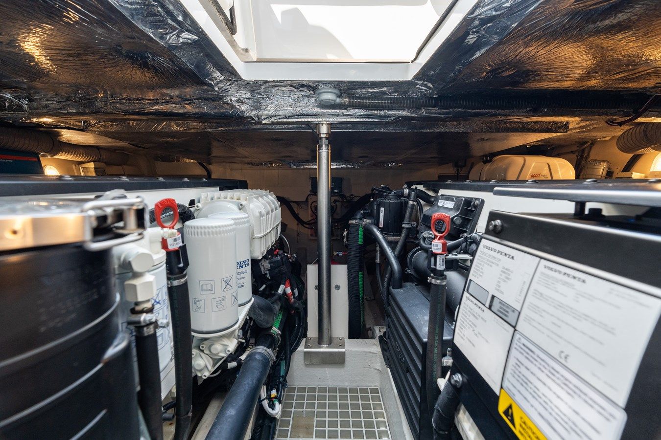 the best price on HINJUICE 44 Open